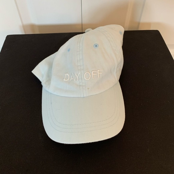 Light blue baseball hat - Picture 1 of 2